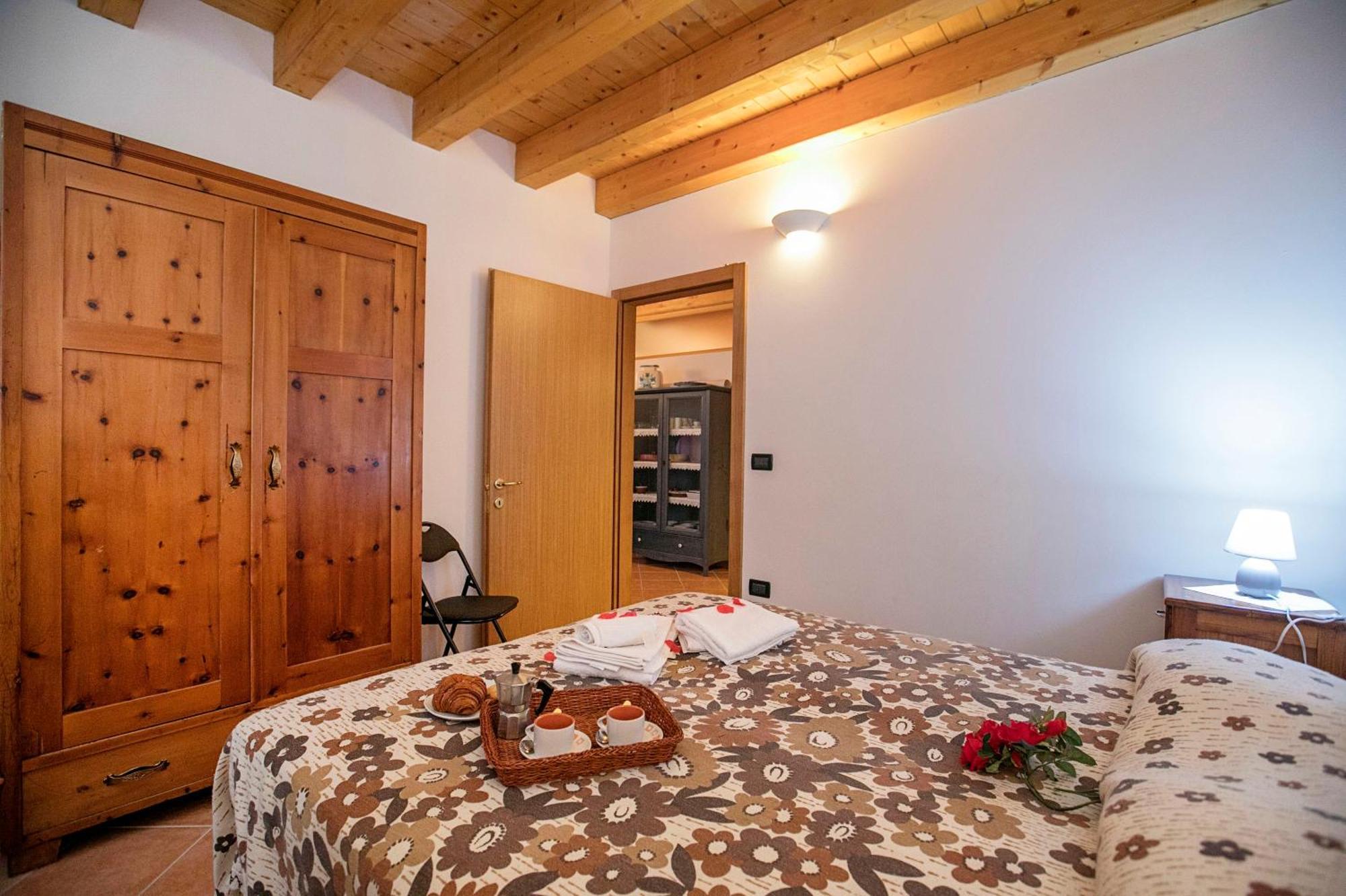 Appartamento Centro Storico Riva - Happy Rentals ภายนอก รูปภาพ