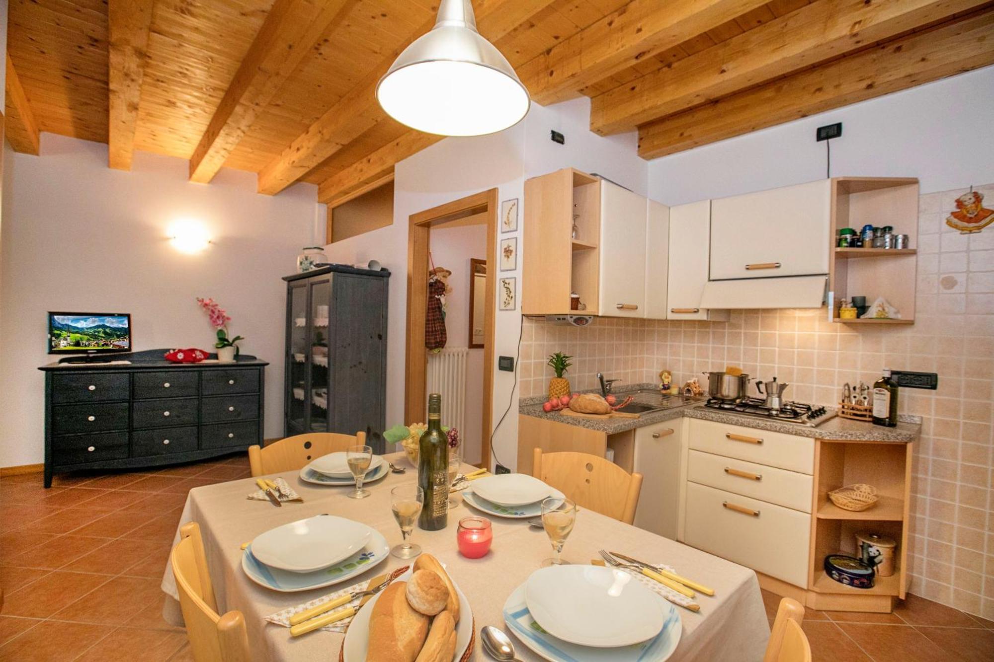 Appartamento Centro Storico Riva - Happy Rentals ภายนอก รูปภาพ